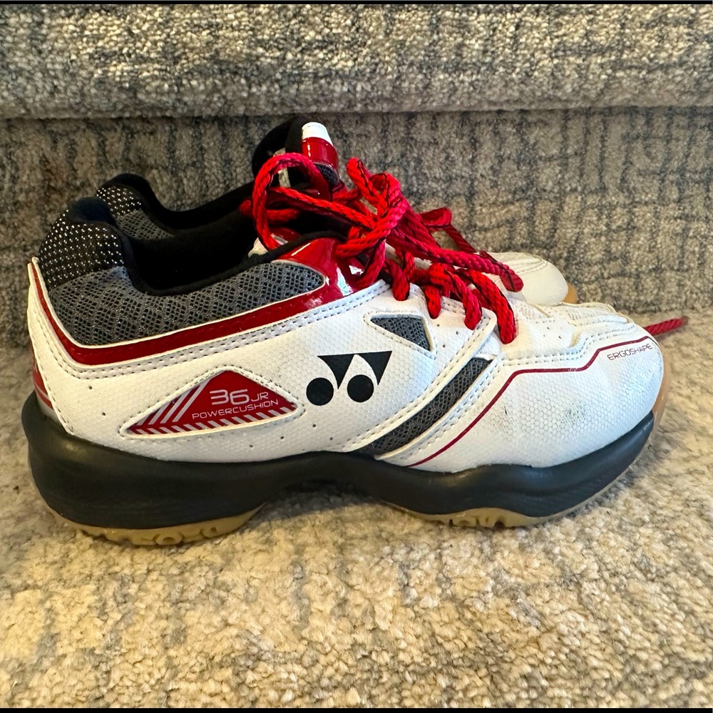Kids badminton / Tennis shoes